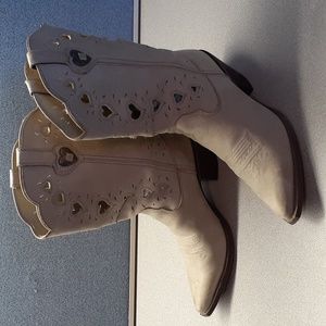Durango Crush Cowhide Heart Cream Colored Western Boots Size 8.5